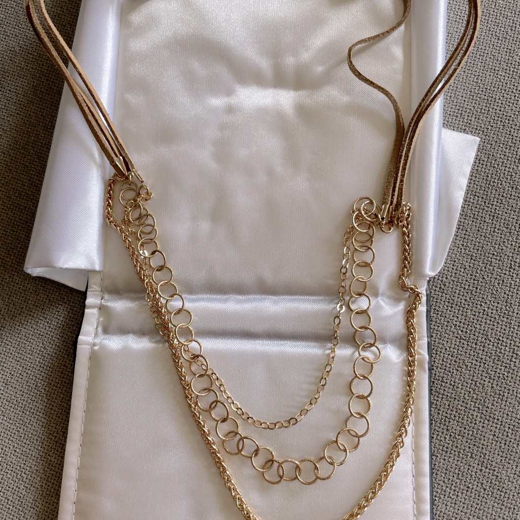 2 Costume Jewelry Necklaces